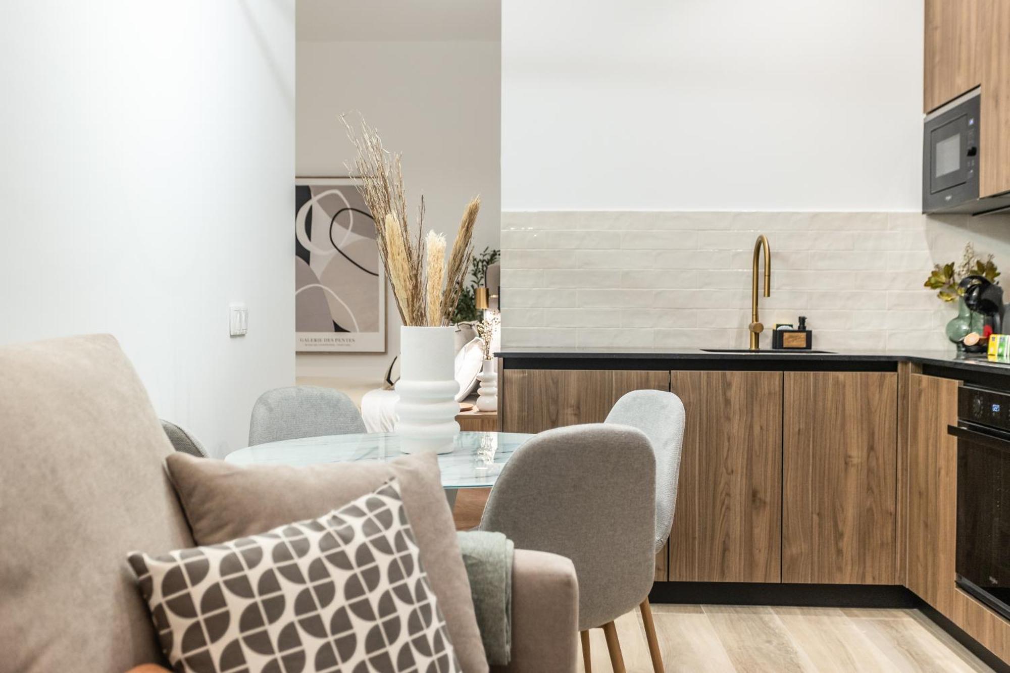 Suite Deluxe Valencia - Aiora Apartments Ngoại thất bức ảnh